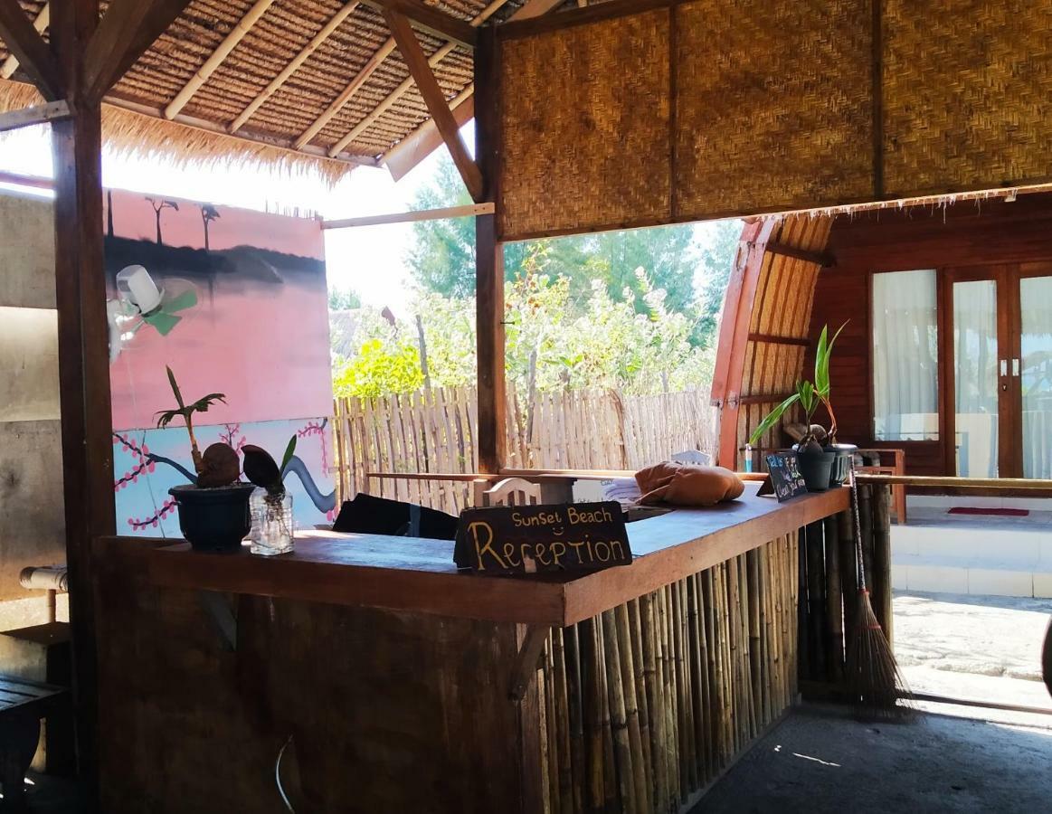 Sunset Beach Bungalow Gili Meno Exterior photo