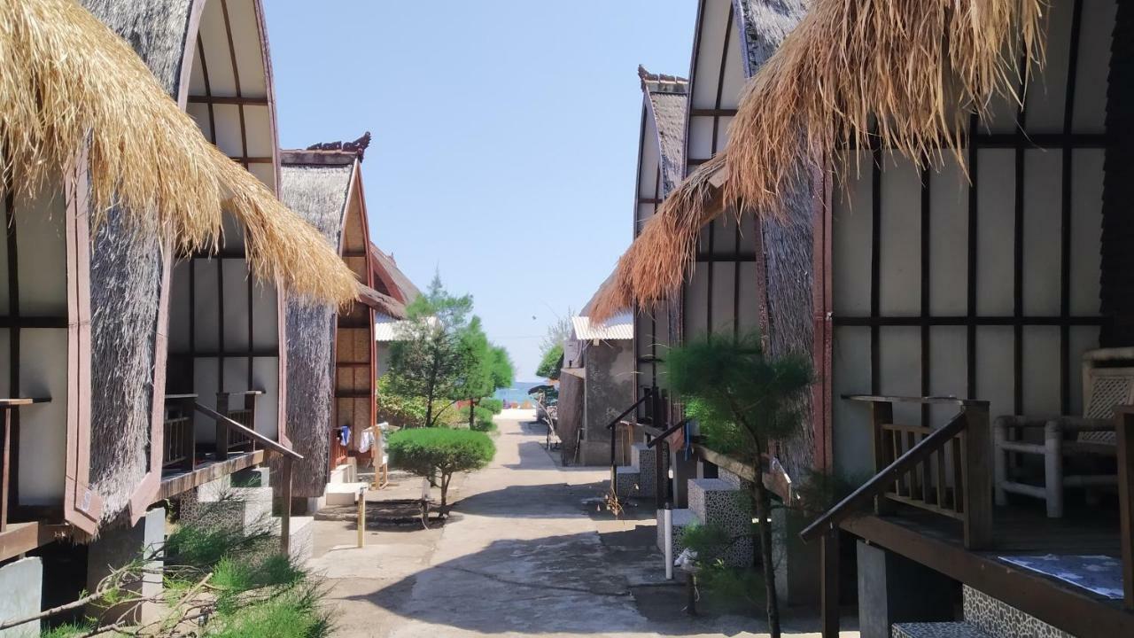Sunset Beach Bungalow Gili Meno Exterior photo